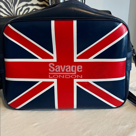 Savage Vintage Union Jack crossbody travel bag Durable Unisex British bag EUC - Picture 3 of 10